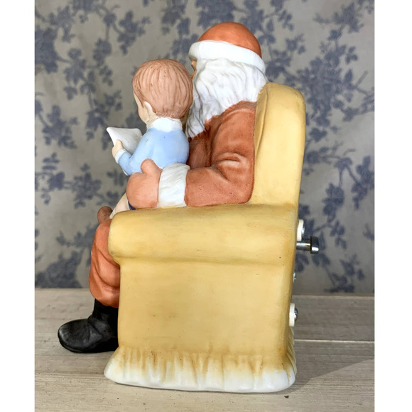 Vintage Enesco Treasured Memories Santa Claus is Coming to Town Music Figurine - Picture 3 of 10